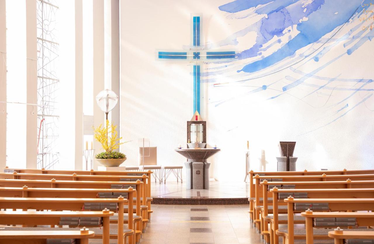 Spectrum Kirche Exerzitien-Und Bildungshaus Auf Mariahilf พัสเซา ภายนอก รูปภาพ