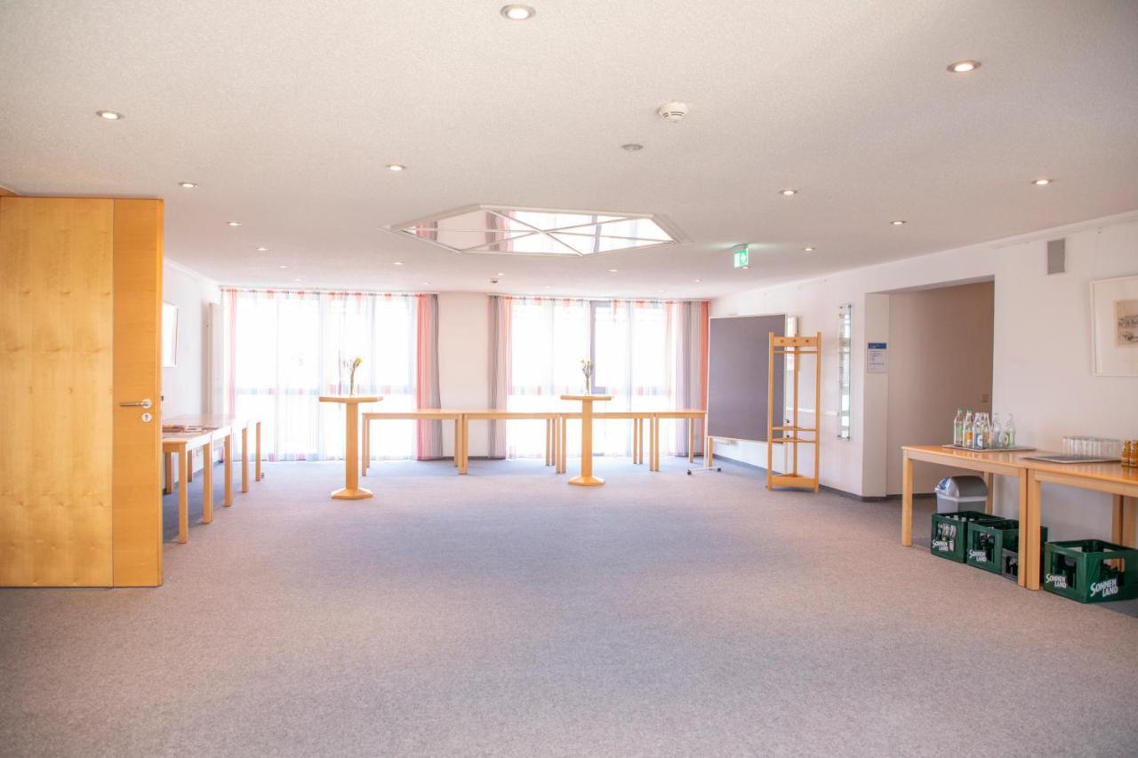 Spectrum Kirche Exerzitien-Und Bildungshaus Auf Mariahilf พัสเซา ภายนอก รูปภาพ